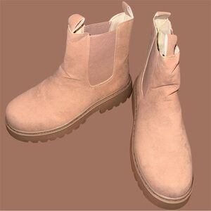 Women’s 9 Shein Brown Tan Suede-Style Chelsea Boots Chunky Sole Round Toe